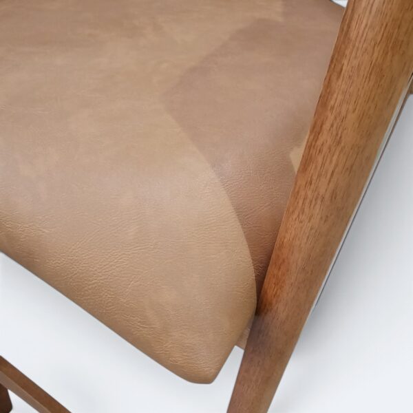 Banqueta Safira Amêndoa Courissimo Caramelo