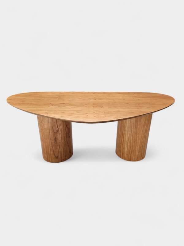 Mesa Serena em Cinamomo Amêndoa 200 x 100