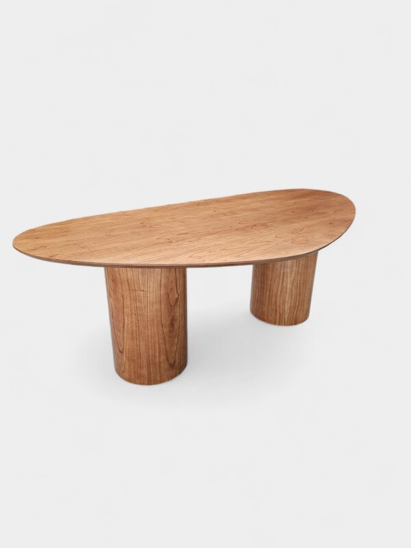 Mesa Serena em Cinamomo Amêndoa 200 x 100