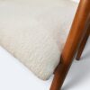 Cadeira Safira Amêndoa com Estofado em Tecido na Concha em Boucle Branco