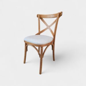 Cadeira Treviso em Madeira Maciça Amêndoa com Estofado em Courissimo Imitando Linho Cinza