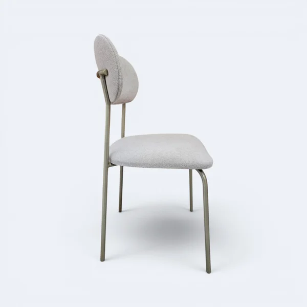 Cadeira Serena em Metal Champagne com Estofado em Boucle Bege