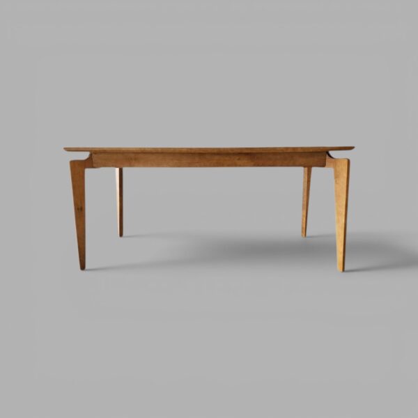 Conjunto Paluzzo Amêndoa 180×90 com 06 Cadeiras Milano Amêndoa com Estofado em Linho Branco