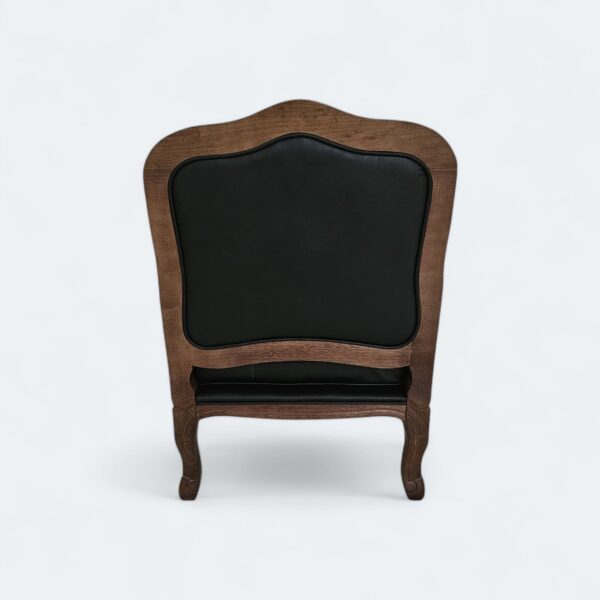 Poltrona King Pinhão com Estofado em Courissimo Preto
