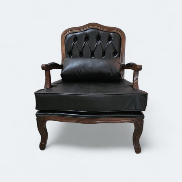 Poltrona King Pinhão com Estofado em Courissimo Preto