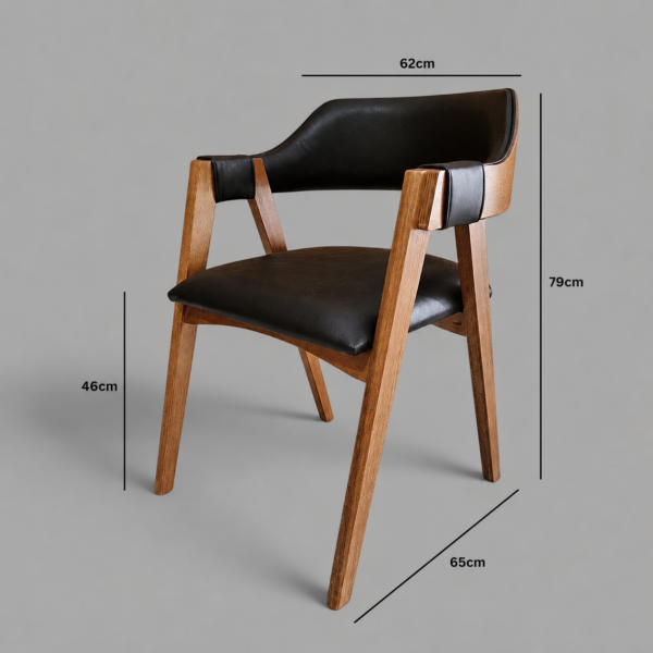 Conjunto Treviso Amendoa 260×130 + 08 Cadeira Safira Amêndoa com estofado em Courissimo Preto