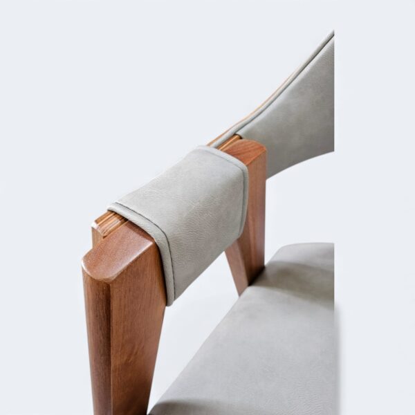 Cadeira Safira Amêndoa Courissimo Cinza 9302